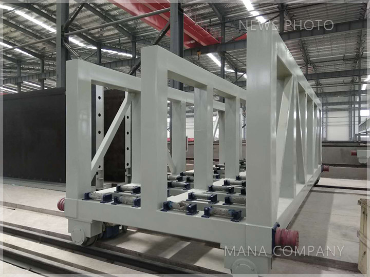 1612776538556741.jpg 成組立模PC構件生產線-01接板機.jpg