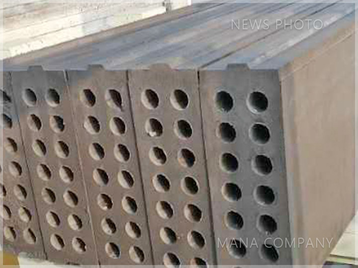 1744710459453827.jpg 瑪納發泡水泥板-客戶板材堆場實拍.jpg